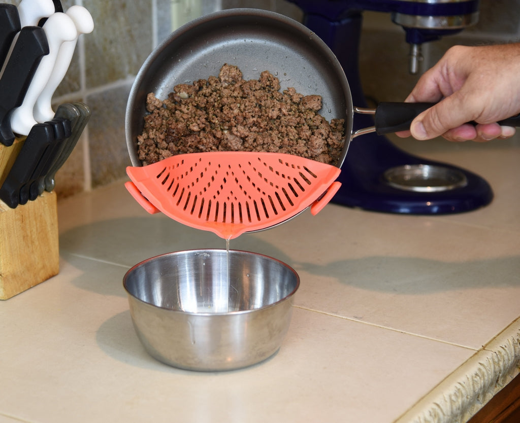 Salbree Clip-on Kitchen Food Strainer - Light Red - salbree.com