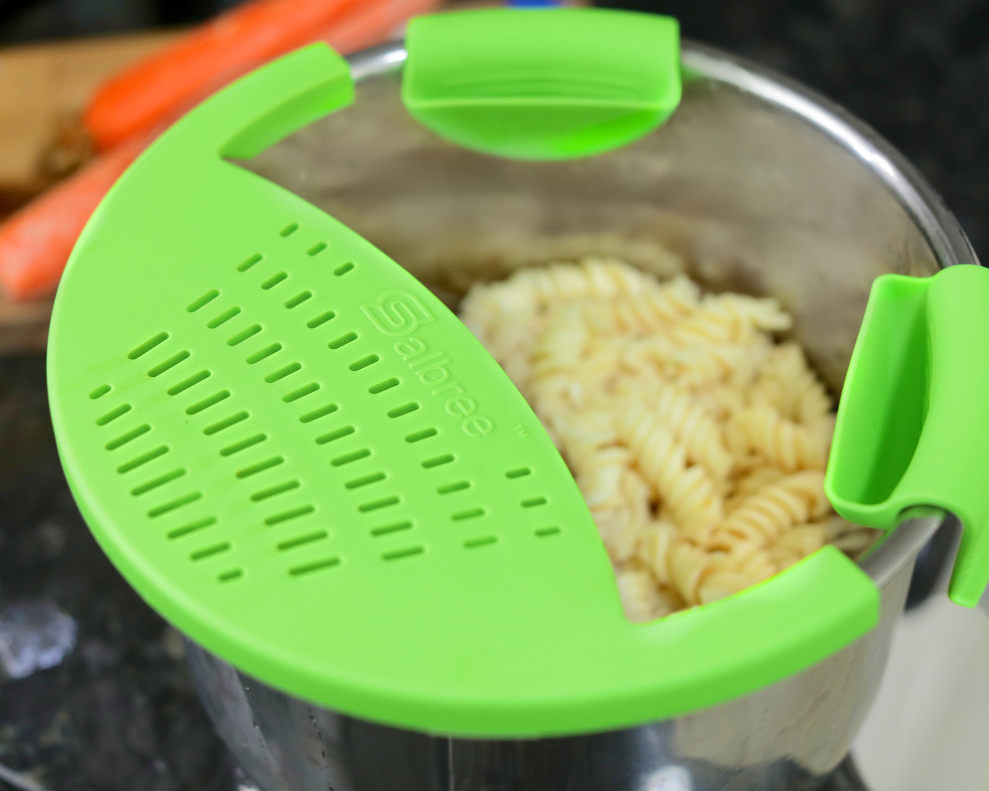 Kitchen Gizmo Snap N Strain Strainer - Green Patented Clip On